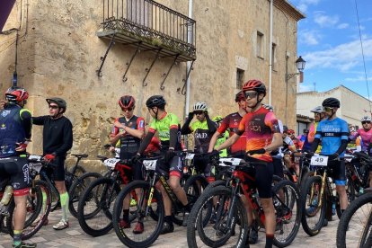La competición está organizada por el Club Ciclista Uxama
