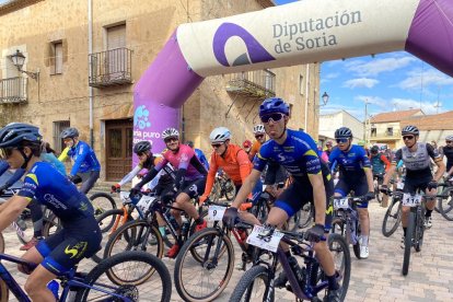 La competición está organizada por el Club Ciclista Uxama