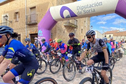 La competición está organizada por el Club Ciclista Uxama