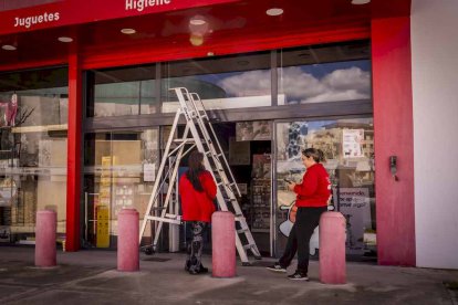 Algunos comercios no podían cerrar adecuadamente los establecimientos