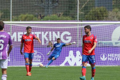 Los rojillos se llevaron los puntos en un partido que sirve de pruebas para el Playoff
