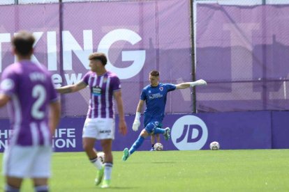 Los rojillos se llevaron los puntos en un partido que sirve de pruebas para el Playoff