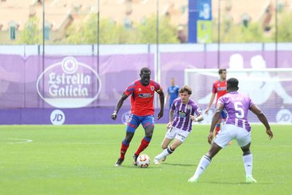 Los rojillos se llevaron los puntos en un partido que sirve de pruebas para el Playoff