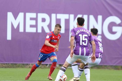 Los rojillos se llevaron los puntos en un partido que sirve de pruebas para el Playoff