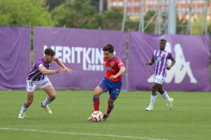 Los rojillos se llevaron los puntos en un partido que sirve de pruebas para el Playoff