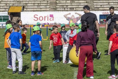 Los niños de los colegios rurales vivieron una mañana lúdica y deportiva