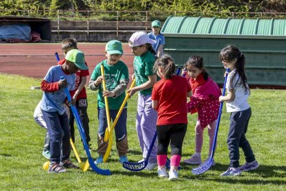 Los niños de los colegios rurales vivieron una mañana lúdica y deportiva