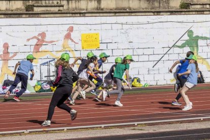 Los niños de los colegios rurales vivieron una mañana lúdica y deportiva