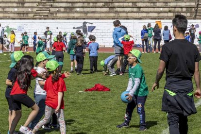 Los niños de los colegios rurales vivieron una mañana lúdica y deportiva