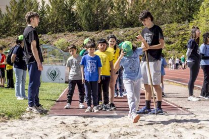 Los niños de los colegios rurales vivieron una mañana lúdica y deportiva