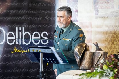 En tres pabellones se han distribuido numerosos expositores que atraen a miles de personas.