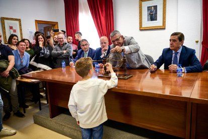 Elena Hernández, Paula Sánchez y Paula Torregrosa serán las móndidas.