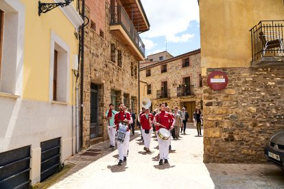 Elena Hernández, Paula Sánchez y Paula Torregrosa serán las móndidas.