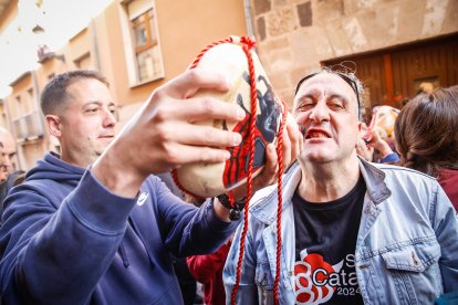 Pan, queso, bacalao y miles de sorianos disfrutando del primer gran evento sanjuanero.