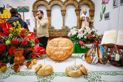 Pan, queso, bacalao y miles de sorianos disfrutando del primer gran evento sanjuanero.
