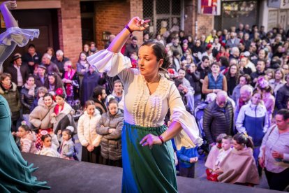 Sevillanas con mucho arte por todo el Calaverón