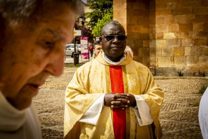 El obispo presidió la eucaristía en la festividad de San Juan de Ávila
