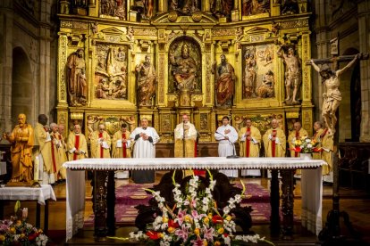El obispo presidió la eucaristía en la festividad de San Juan de Ávila