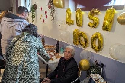 Lisinia, durante la celebración de su centésimo cumpleaños.