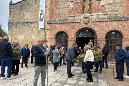 La imagen del santo recorrió las calles de la villa