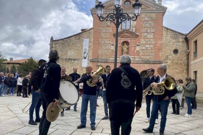 La imagen del santo recorrió las calles de la villa