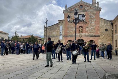 La imagen del santo recorrió las calles de la villa