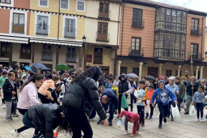 La imagen del santo recorrió las calles de la villa
