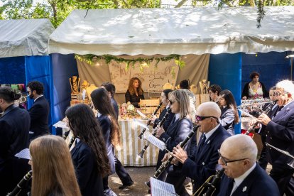 La feria regresa a La Arboleda con la habitual presencia del campo pero también de alimentación, motor o artesanía.