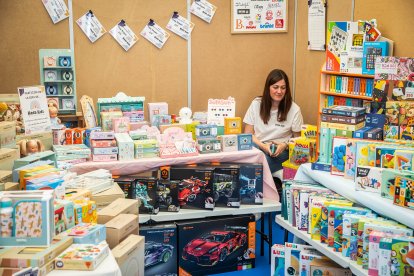 La feria regresa a La Arboleda con la habitual presencia del campo pero también de alimentación, motor o artesanía.