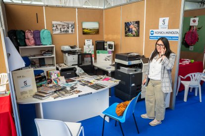 La feria regresa a La Arboleda con la habitual presencia del campo pero también de alimentación, motor o artesanía.