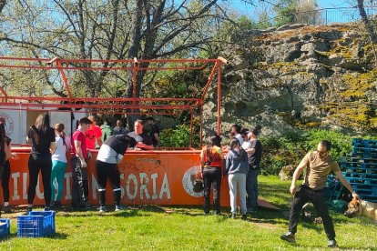 El monte Valonsadero ya luce con sus colores de fiestas