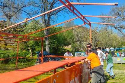 El monte Valonsadero ya luce con sus colores de fiestas