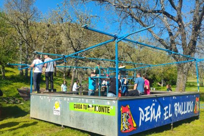 El monte Valonsadero ya luce con sus colores de fiestas