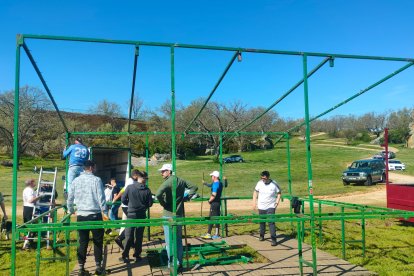El monte Valonsadero ya luce con sus colores de fiestas