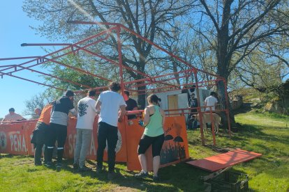El monte Valonsadero ya luce con sus colores de fiestas