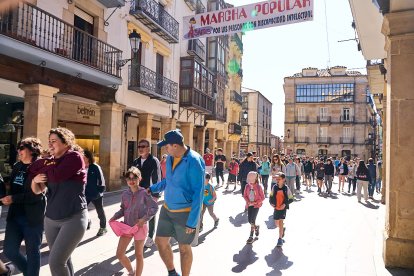 Las fotos de la marcha de Asamis que une a Soria por la integración.