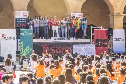 Una jornada de baile y canto para los más pequeños