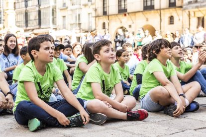 Una jornada de baile y canto para los más pequeños