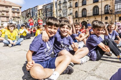 Una jornada de baile y canto para los más pequeños