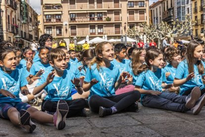 Una jornada de baile y canto para los más pequeños