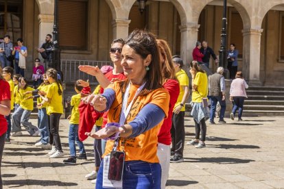 Una jornada de baile y canto para los más pequeños