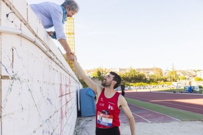 Imágenes del triple salto y la carrera de obstáculos