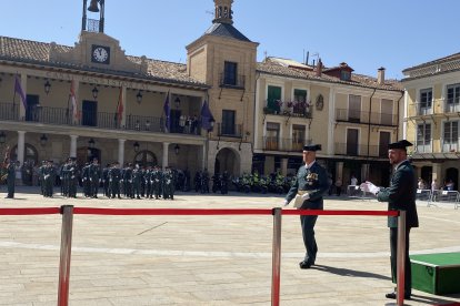 La villa se vuelca en el reconocimiento al Cuerpo en el 181 aniversario de su función.