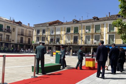 La villa se vuelca en el reconocimiento al Cuerpo en el 181 aniversario de su función.