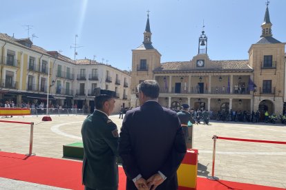 La villa se vuelca en el reconocimiento al Cuerpo en el 181 aniversario de su función.