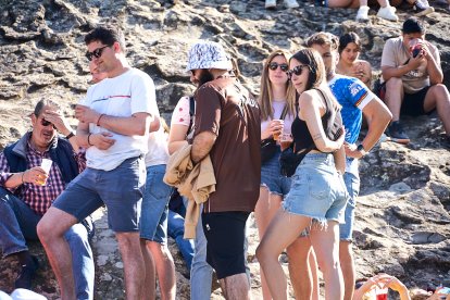 Día de fiesta en el monte con la llegada de los toros para la Saca de San Juan 2025.