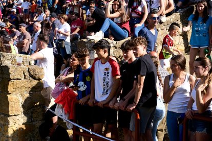Día de fiesta en el monte con la llegada de los toros para la Saca de San Juan 2025.