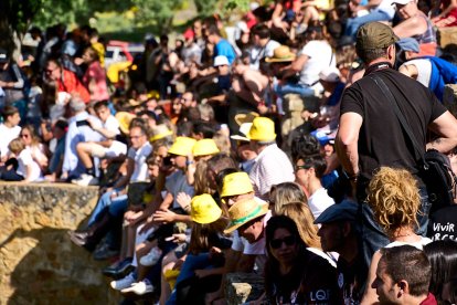 Día de fiesta en el monte con la llegada de los toros para la Saca de San Juan 2025.