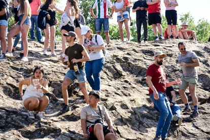 Día de fiesta en el monte con la llegada de los toros para la Saca de San Juan 2025.