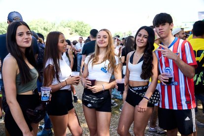 Día de fiesta en el monte con la llegada de los toros para la Saca de San Juan 2025.